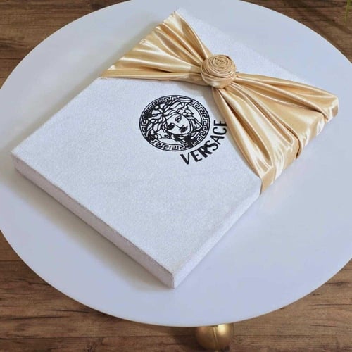 شماغ رجالي ماركة فرزاتشي