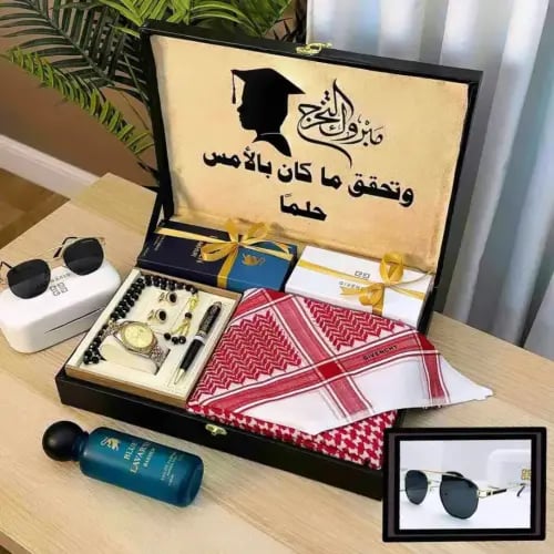 طقم تخرج رجاليه فاخرة مع الملحقات
