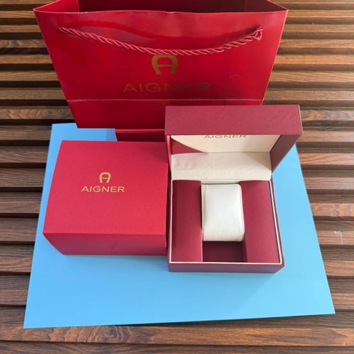 ساعات نسائية ماركة اقنر AIGNER