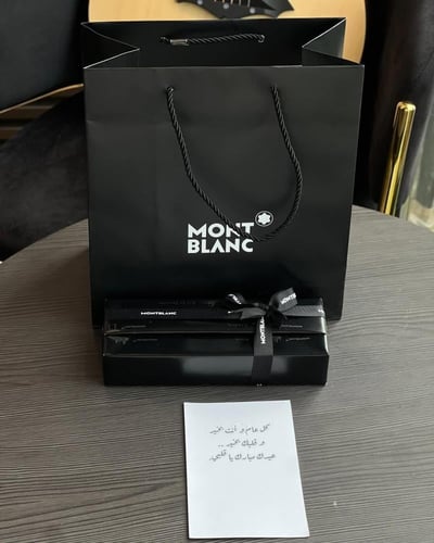 قلم منت بلانك مع الملحقات - تصميم عصري