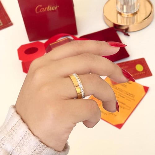 خاتم نسائي انيق فصوص زركون ماركه كارتير 2026