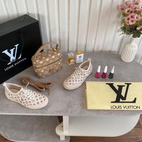 اطقم هدايا نسائيه تصميم ماركه لويس فيتون الإصدار ا...