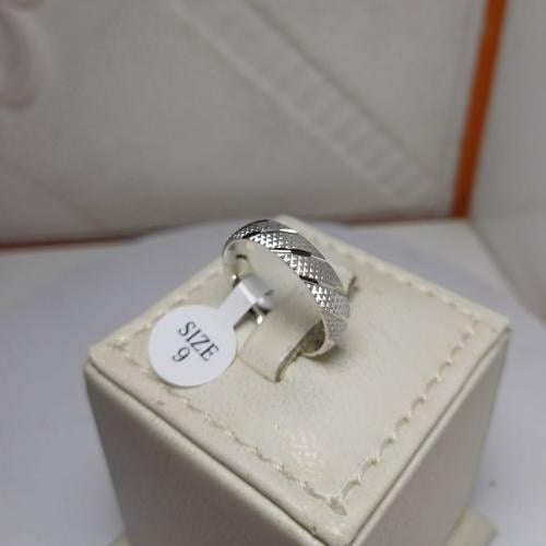 دبلة رجالي فضة إيطالي بتصميم عصري