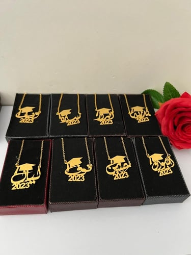 سلاسل تخرج ناعمة بالاسم - متجر ريفان