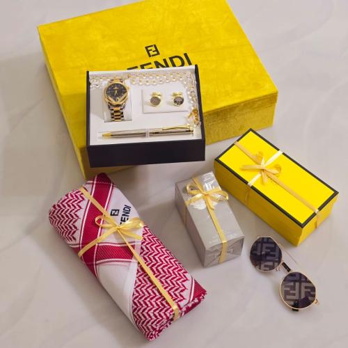 طقم الفخامة الرجالي من فندي