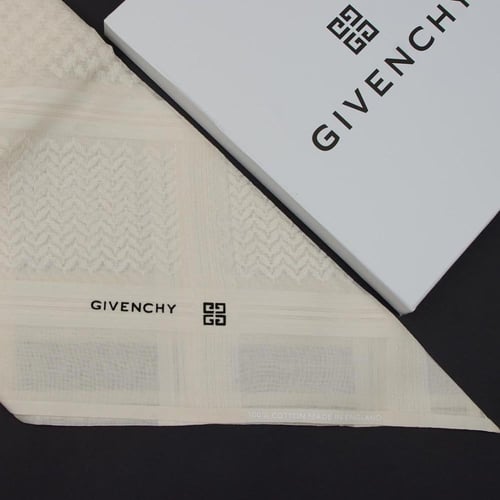 شماغ جيفنشي بيج آخر اصدار موديل 2026