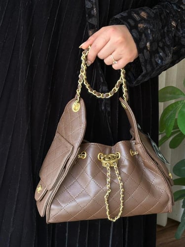 شناط يد نسائيه الفاخرة مع الملحقات