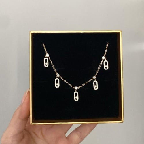 قلادة ميسيكا مع الملحقات