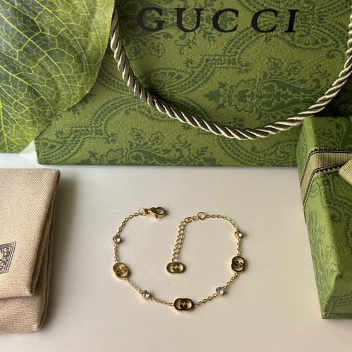 اسوارة نسائي ماركة قوتشي