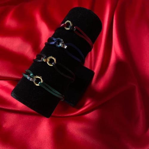 اسوارة كارتير نسائي تصميم دوائر