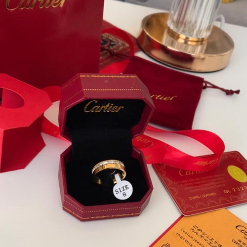 خاتم نسائي انيق فصوص زركون ماركه كارتير 2026