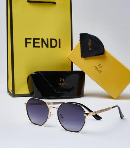 نظارة شمسية ماركة فندي