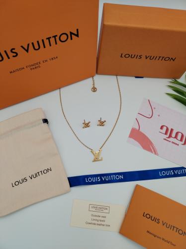 طقم لويس فيتون ذهبي