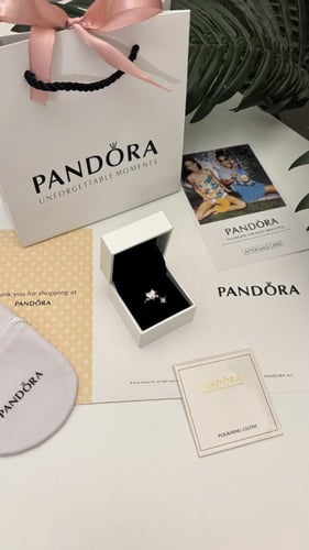 خاتم باندورا فضي ووردي