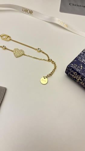 اسوارة ديور