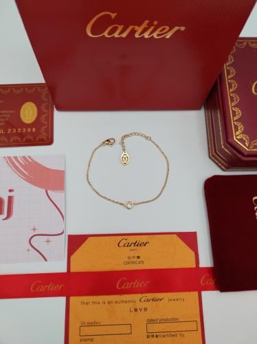 اسوراه كاريتر ذهبي مع الملحقات