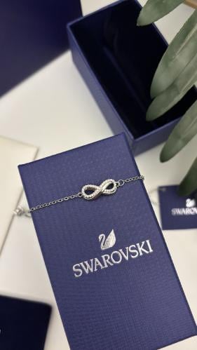 اسوارة سوارفسكي