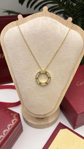 سلسال كارتير LOVE