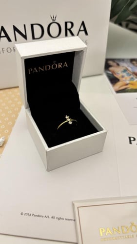 خاتم باندورا