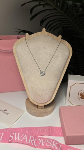 سلسال سوارفسكي البجعة الصغير