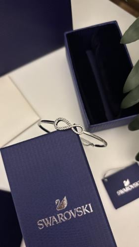 اسوارة سوارفسكي