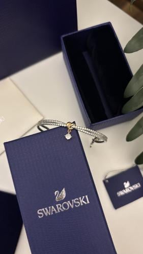 اسوارة سوارفسكي