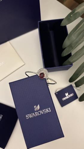 اسوارة سوارفسكي