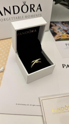 خاتم باندورا