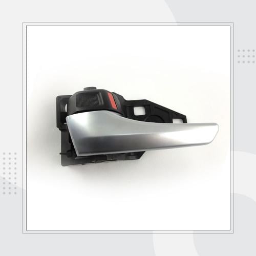 يدباب داخلي يسار كامري2012-2015 كروم اسود تايوان