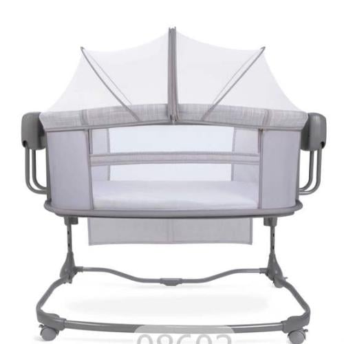 سرير أطفال ٣ في ١ من ماستيلا