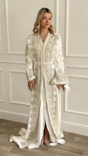 تكشيطة أبيض عروس