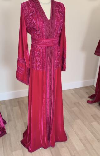 تكشيطة مخمل فوشي