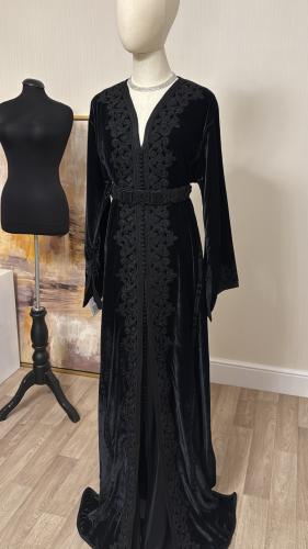 تكشيطة مخمل اسود