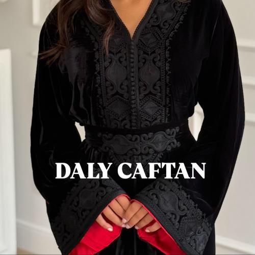 قفطان مخمل أسود