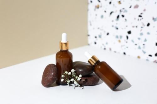 سيروم لبان الذكر المطور بالفايتمينات