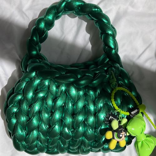 Buttercup bag
