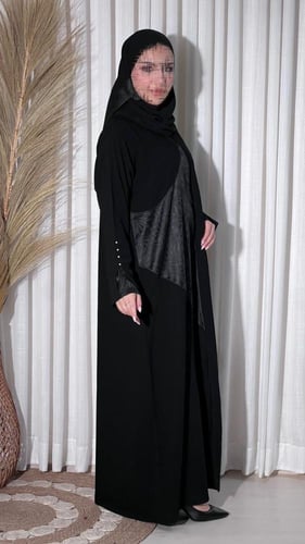 عباية كريب ملكي مع تدخيلة تفته