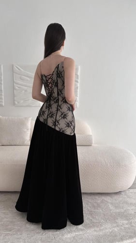 فستان سهرة دانتيل قصه كورسيه