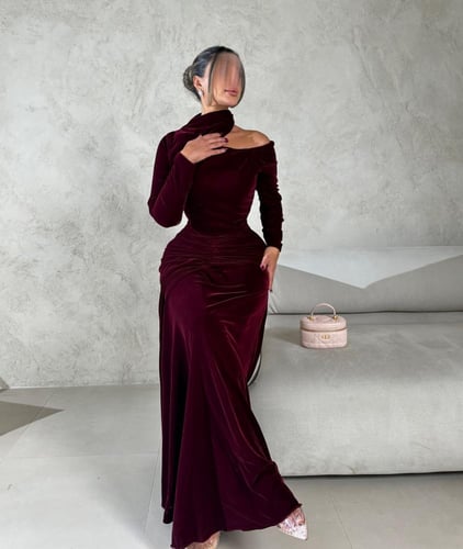 فستان برغندي مخمل