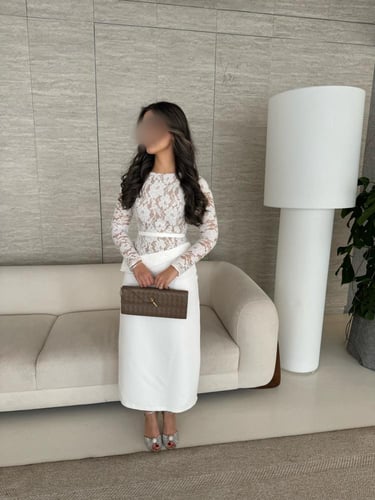 فستان دانتيل فرنسي