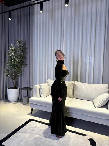 فستان مخمل كوري