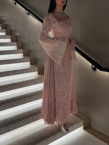 فستان سهرة مورد