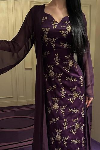 فستان ناعم قطعتين لون موف مزخرف بلون ذهبي