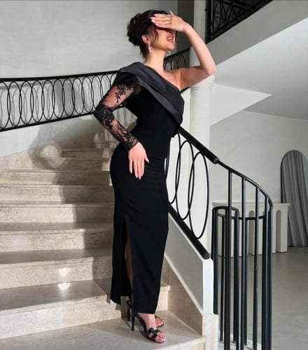 فستان أسود One Shoulder