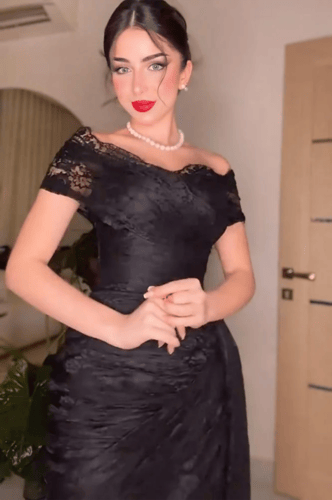 فستان أسود دانتيل