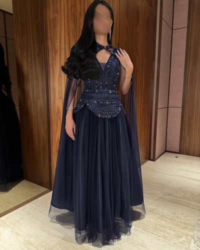 فستان سهرة كحلي مع شال