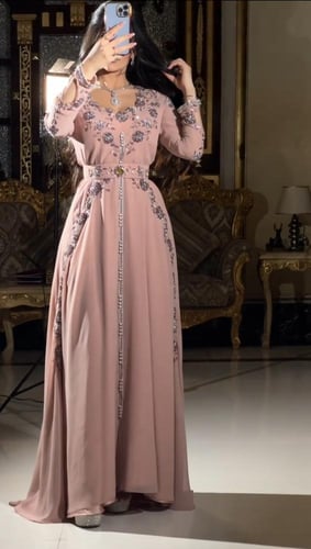 مخور العيد ،يجمع بين الفخامة والتقاليد بلمسات ساحر...