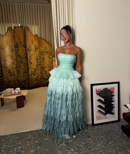 فستان سهرة سماوي