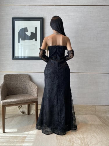 فستان سهرة أسود دانتيل