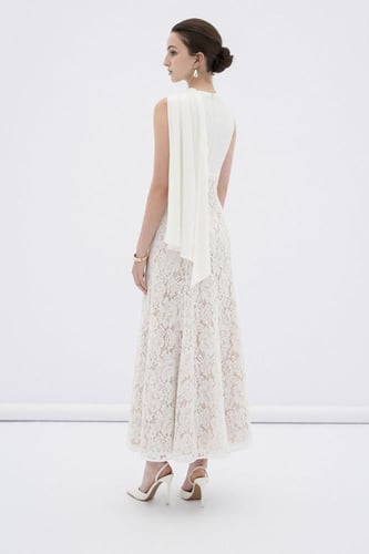 فستان دانتيل ميدي